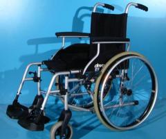 Scaun cu rotile  Drive - latime sezut 45 cm