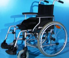 Scaun cu rotile  Drive - latime sezut 48 cm